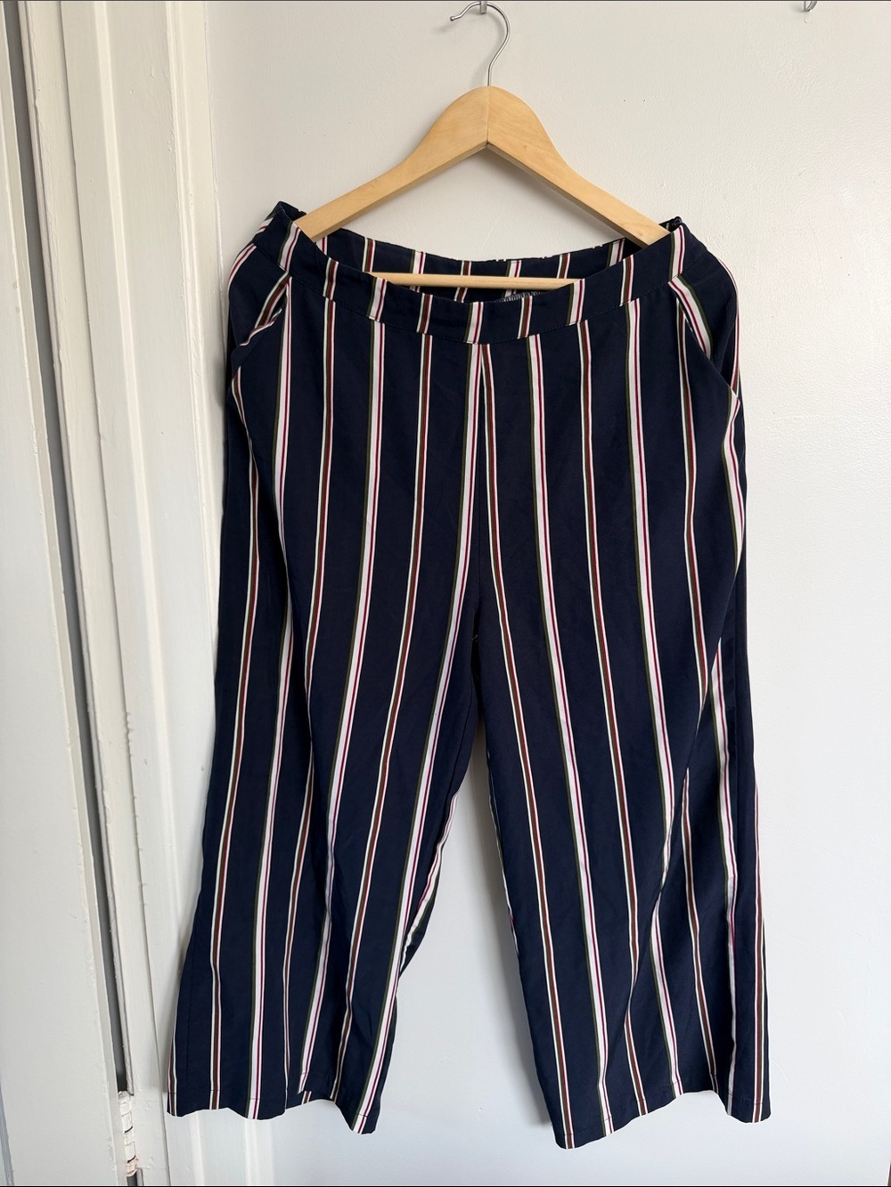 Women's Navy Striped Wide-Leg Pants size L